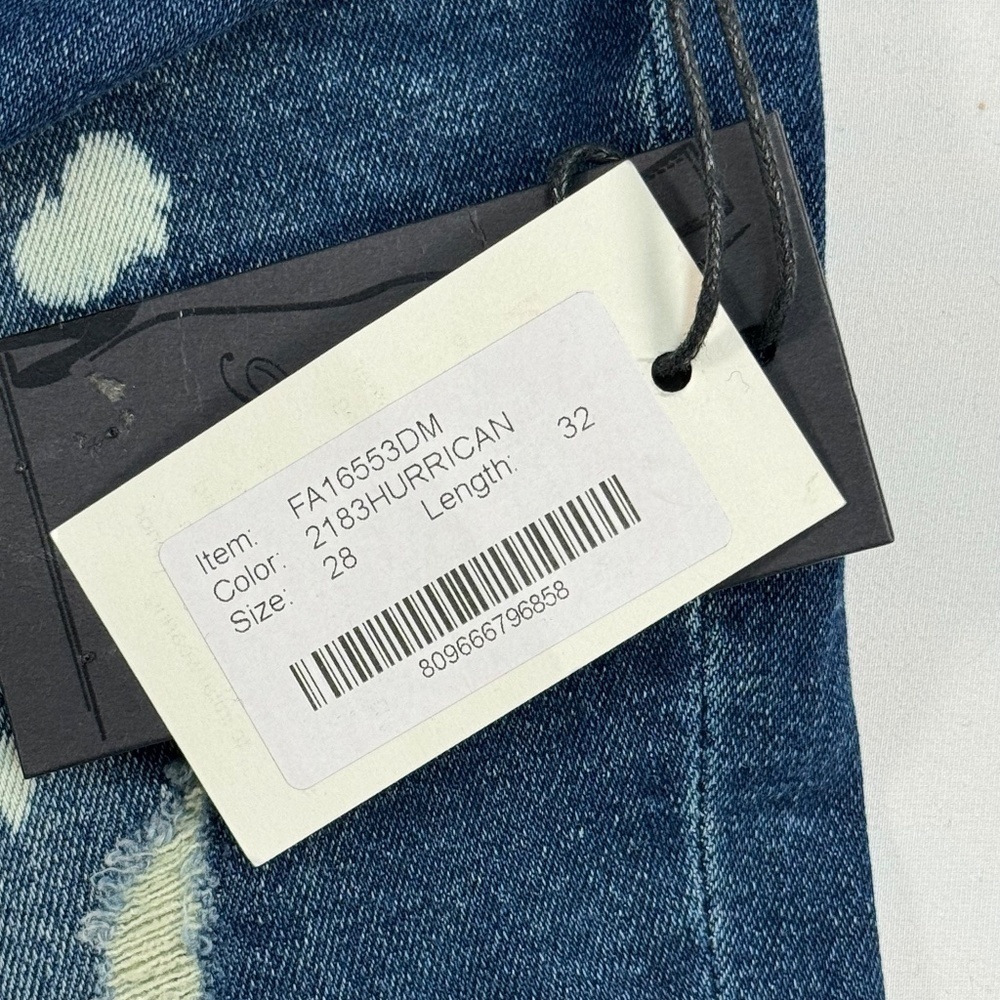 NWT Poetic Justice Verla Boyfriend Jeans Dark Wash Distressed Bleached Size 28 R - Picture 9 of 13